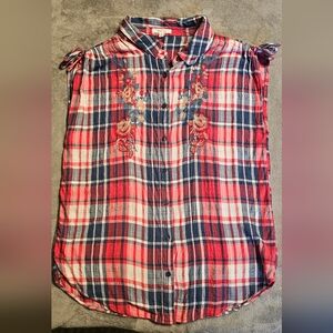 Maurices sleeveless top